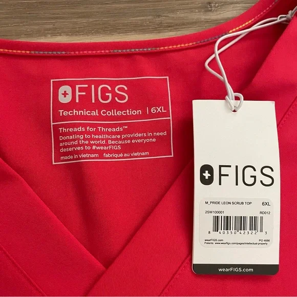 Figs Leon Three-Pocket Scrub Pride Top in Hibiscus sz 6XL - Picture 3 of 10
